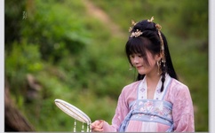 噜噜噜AV久久苍井空